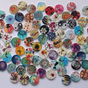 8 x Mixed Pattern Wooden Buttons 2cm