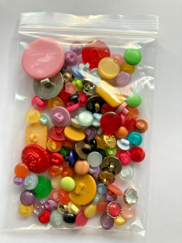 50g  Randomly mixed Shank Buttons