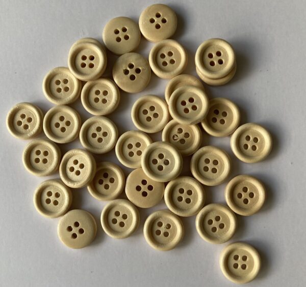 7 x Natural Wooden Round Buttons 1.5cm