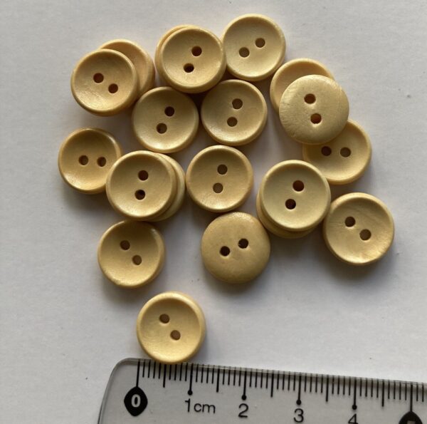 6 x Natural Wooden Round Buttons 1.3cm