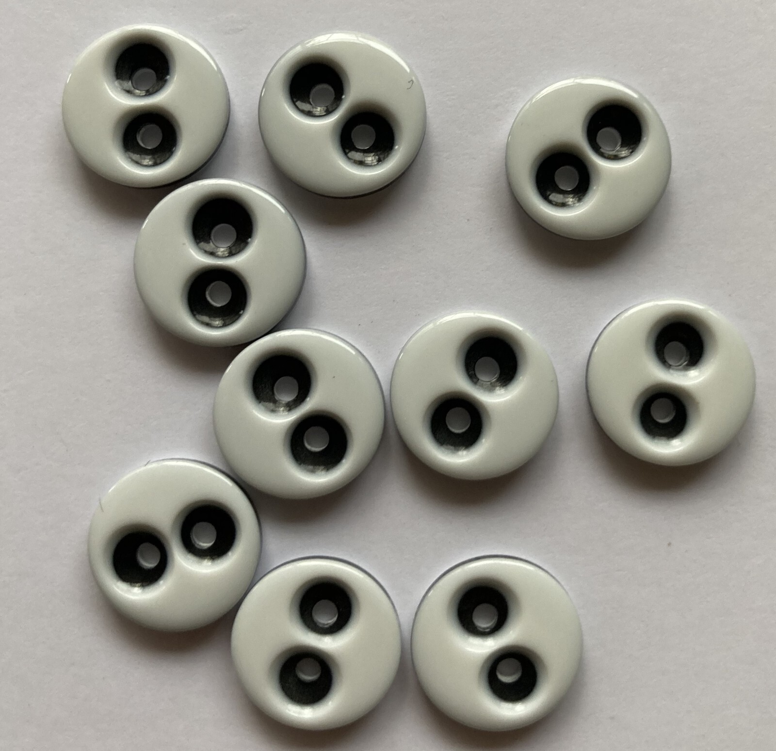 10 x White Eye Buttons - 1.3cm