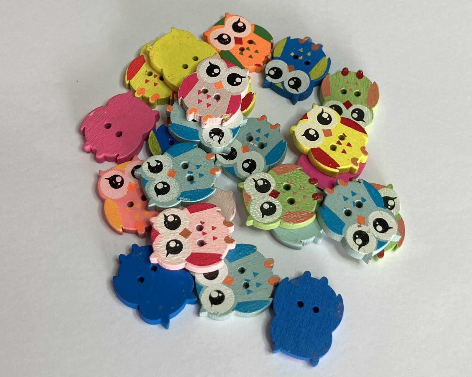 21x17mm Owls Painted Wooden Buttons
