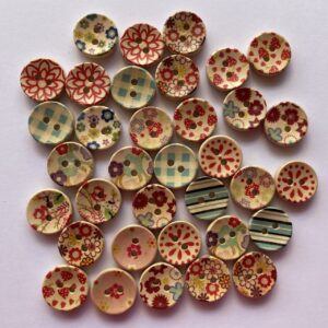 15mm Mixed Pattern Wood Buttons