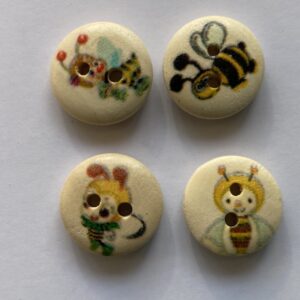 15mm Wooden Bee Buttons