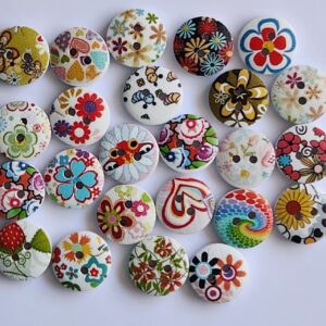 Wooden Flower Buttons - 1.5cm